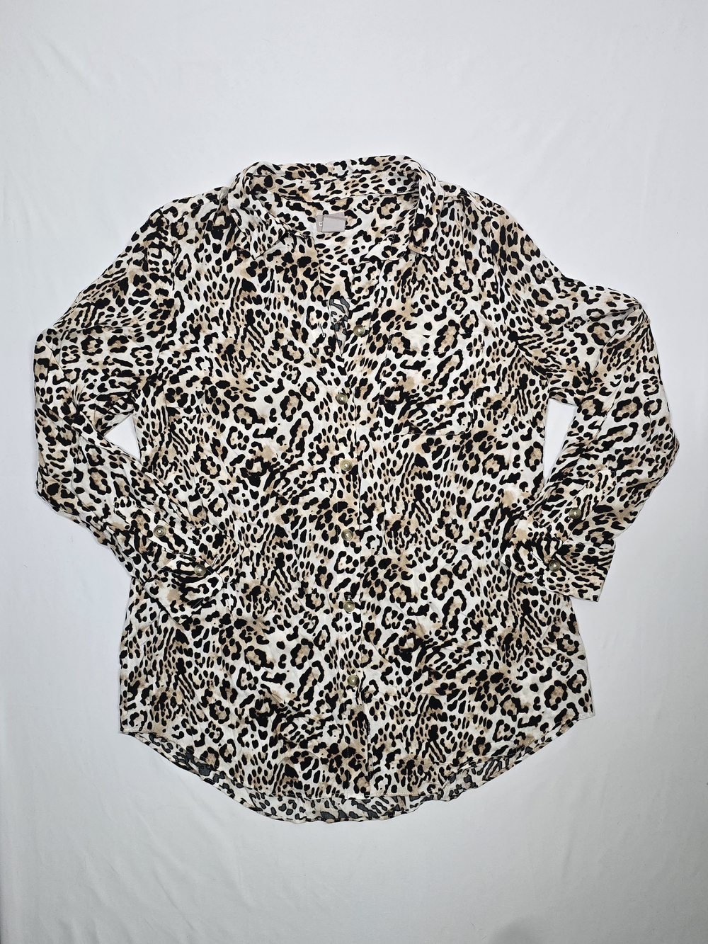 Chico's Leopard Print Long Sleeve Button Down Blouse Size 1 US 8-10